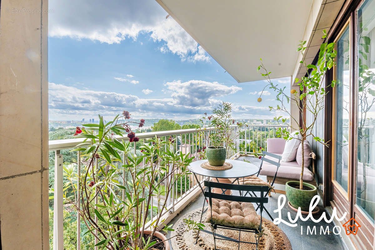 Ecully - T3 de 83,73m2 avec terrasse, piscine et tennis. - photo 3