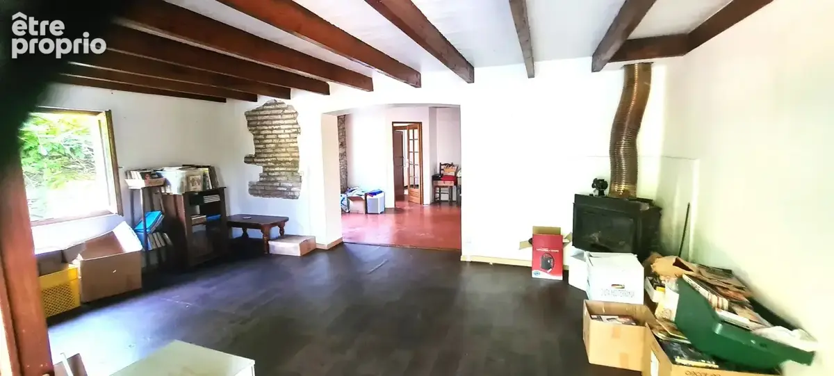 Maison plain-pied et grand jardin arboré - photo 2