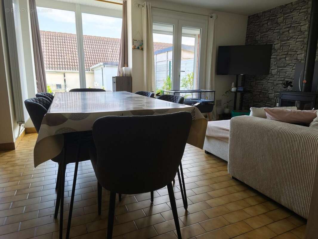 Photo 3 - Maison à AIX-NOULETTE