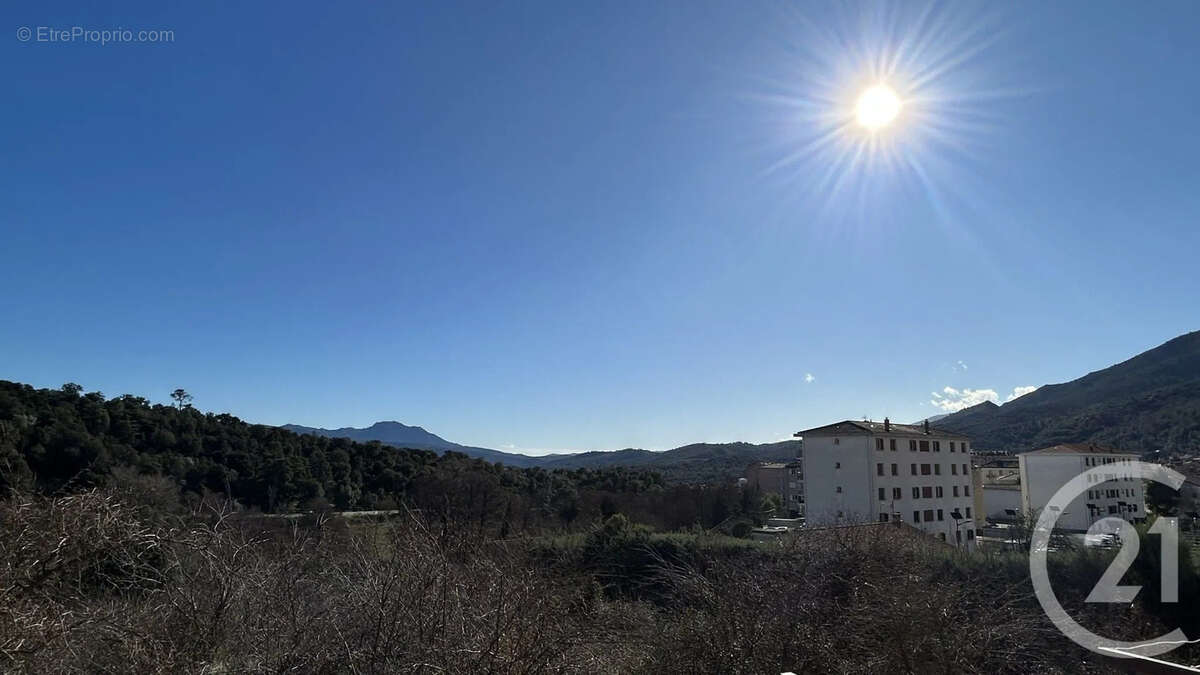 Appartement à CORTE