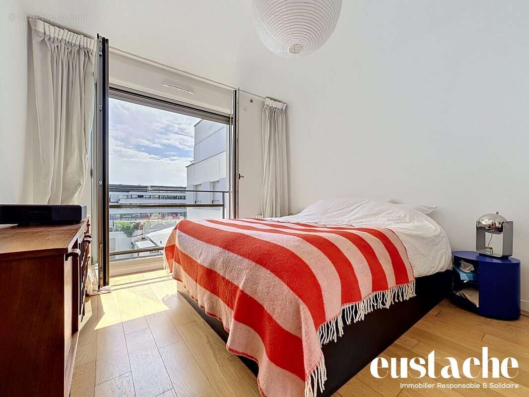 Appartement à PARIS-19E