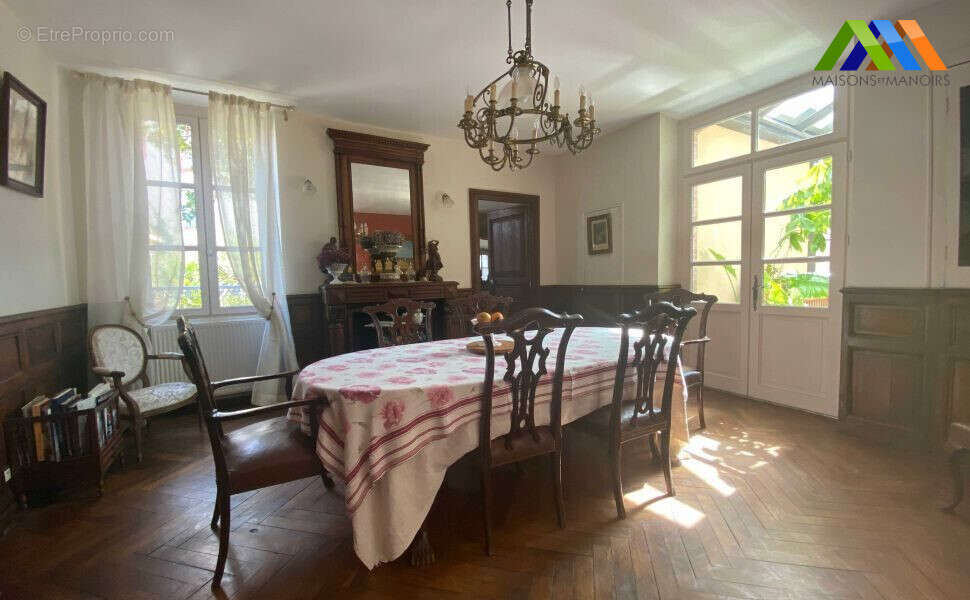 400 m² à Aire-Sur-L'adour  - photo 7