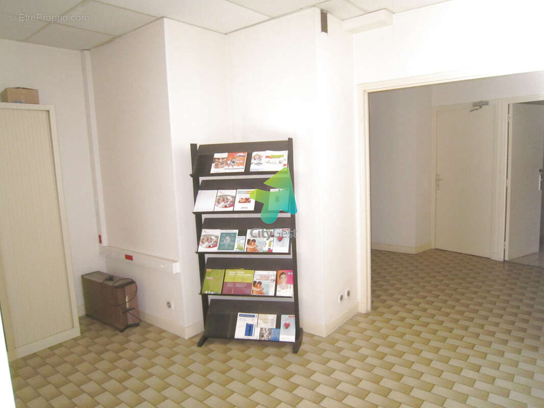 Commerce à NARBONNE