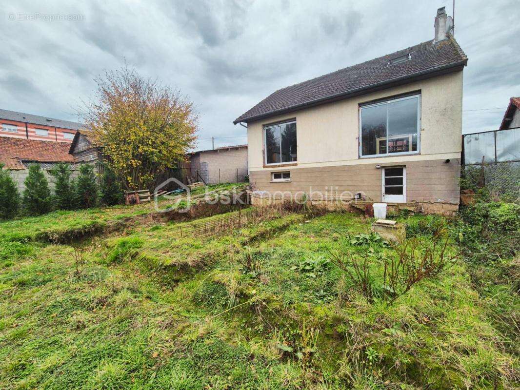 Maison à MARTAINNEVILLE