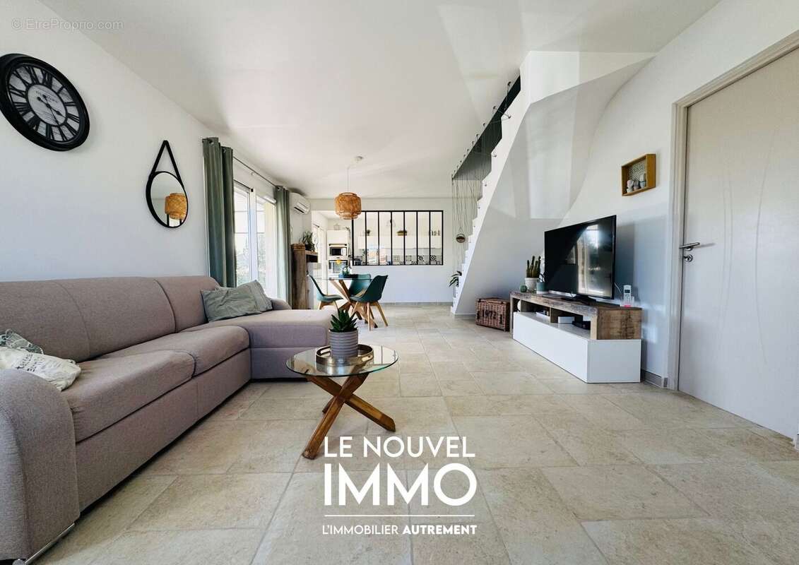 Maison à PELISSANNE