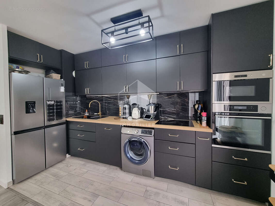 Appartement à NEUILLY-SUR-MARNE