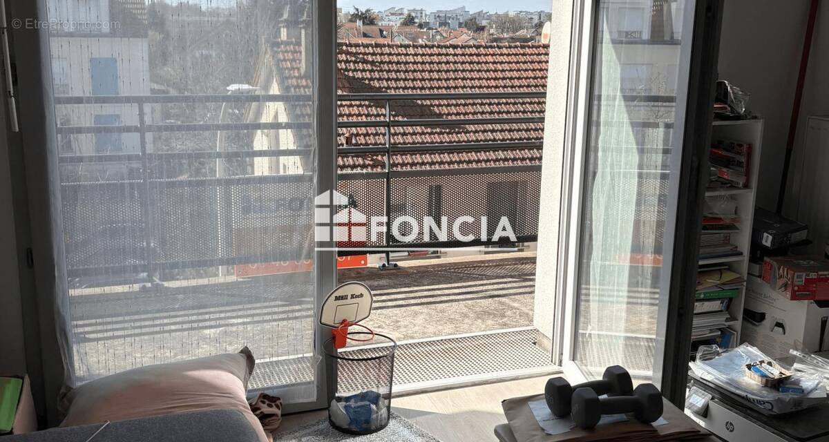 Appartement à LIMEIL-BREVANNES