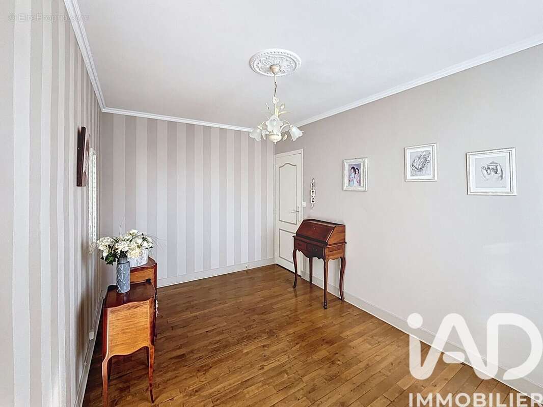 Photo 6 - Maison à CHATELLERAULT