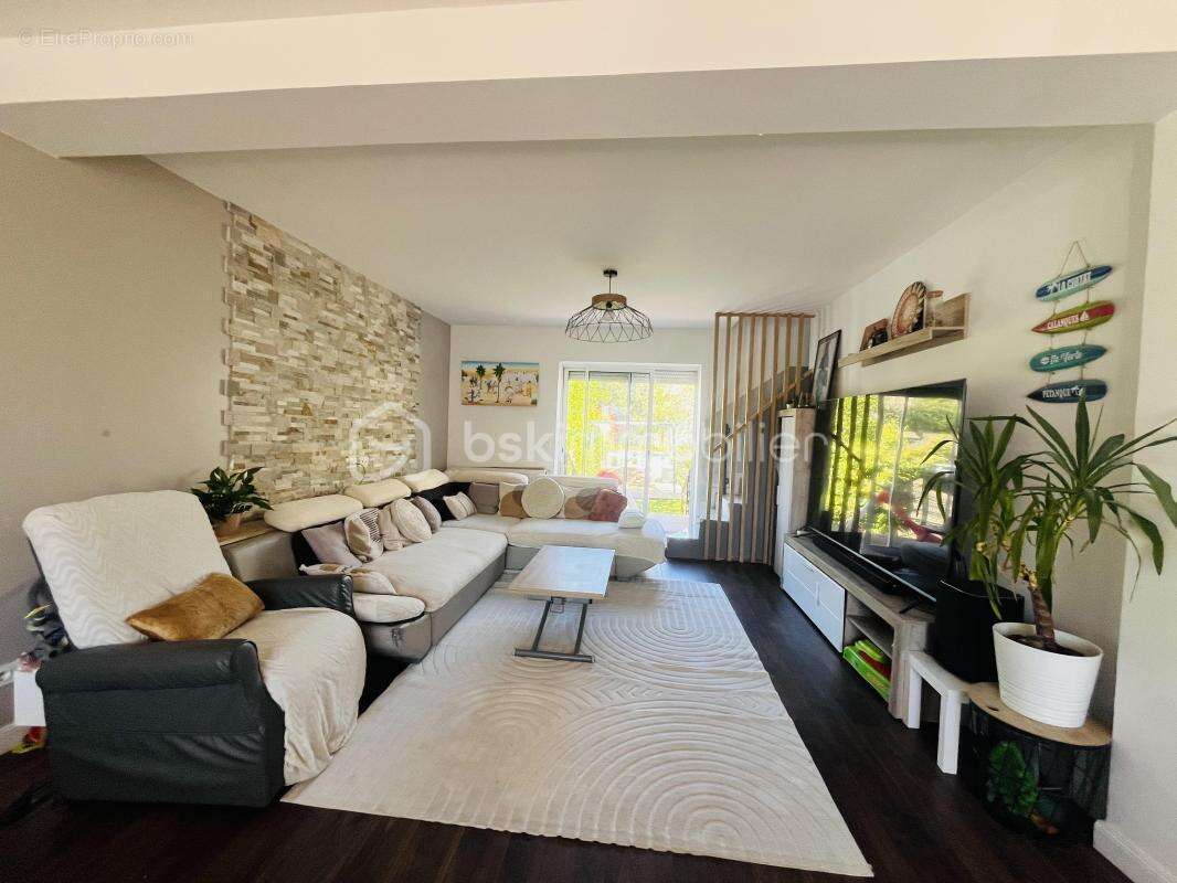 Maison à CLICHY-SOUS-BOIS