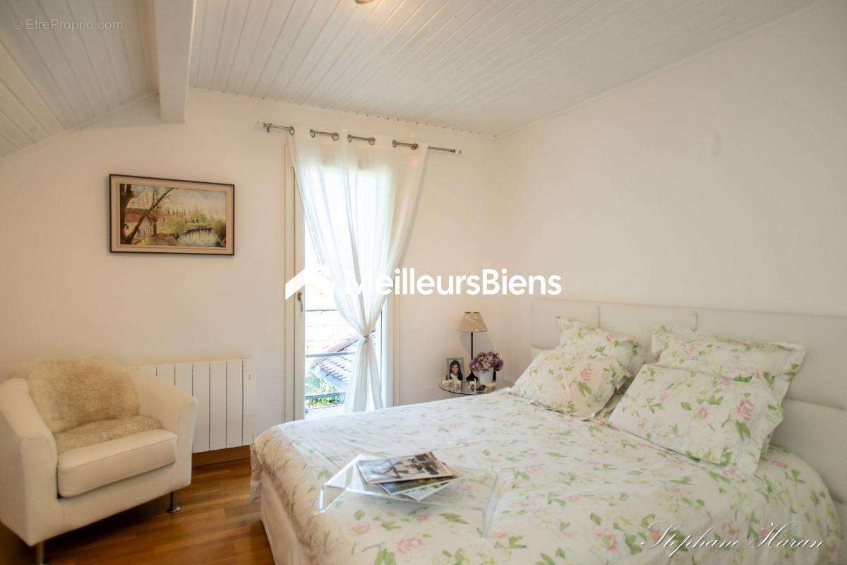 Maison à NEUVECELLE