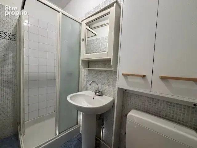 EXCLUSIVITE, maison 2 chambres, terrasse, jardin et dépendance en quartier historique. - photo 7