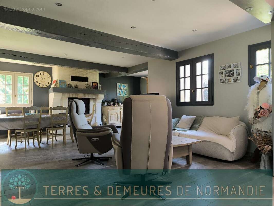 Maison à CORMEILLES