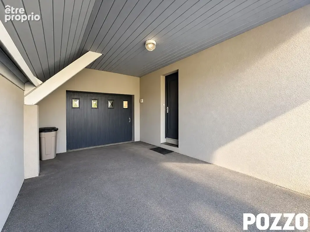 A Vendre - Saint Hilaire Du Harcouet - Maison 6 pièce(s) 128 m² - RARE A LA VENTE - CENTRE-VILLE - GARAGE - JARDIN - photo 17