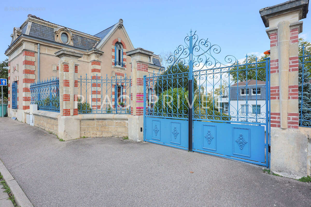 Appartement à HOUDEMONT