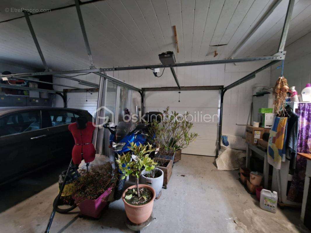 Maison à LA TOUR-DU-PIN