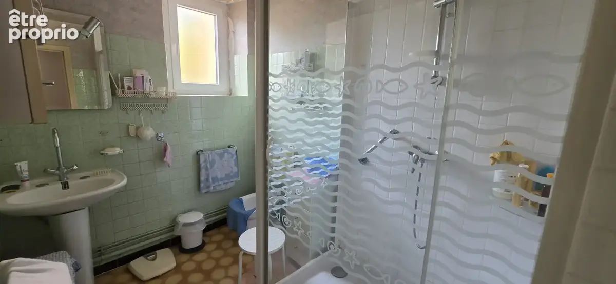 Clamecy, proche centre ville, MAISON avec JARDIN et GARAGE - photo 11
