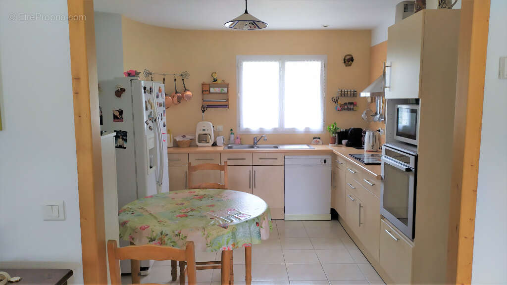 Maison Aigrefeuille D Aunis 4 pièce(s) 110 m2 - photo 4
