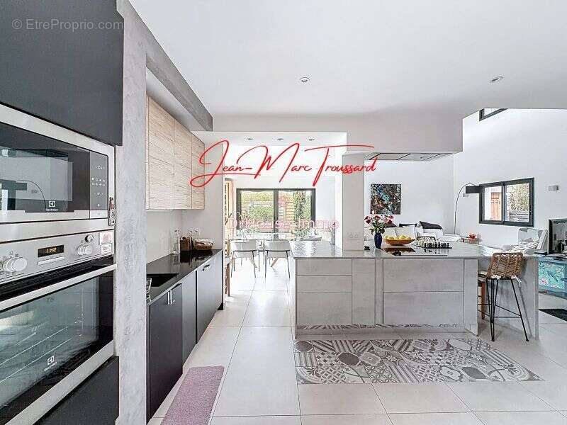 Maison 124 m² à La Teste-De-Buch  - photo 7