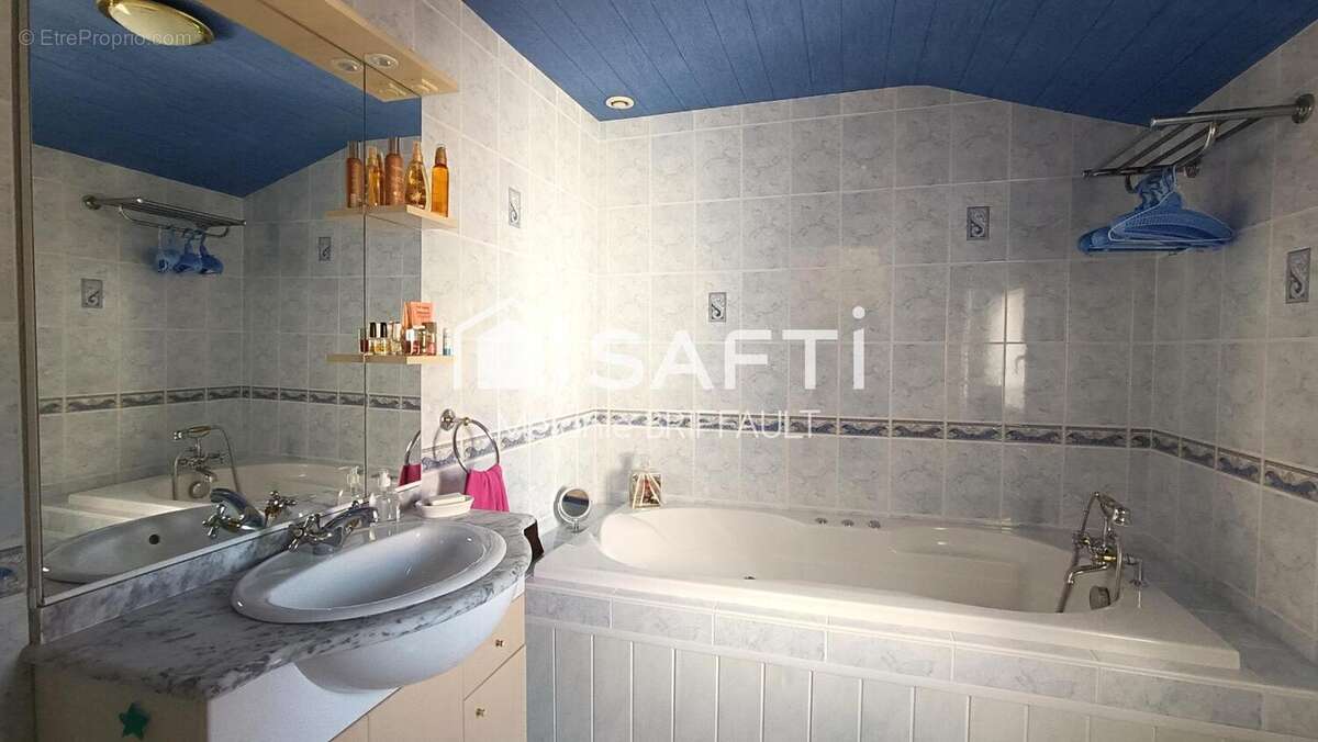 Photo 8 - Maison à SAINT-MATHURIN