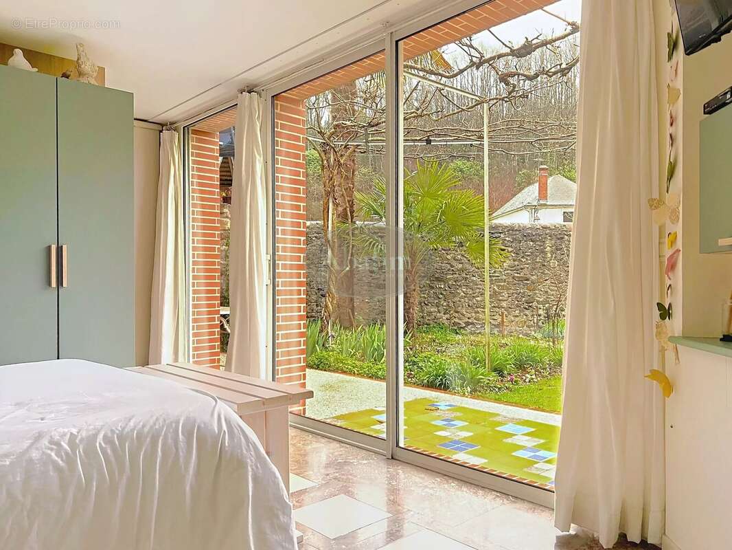 Appartement à MONTAUT