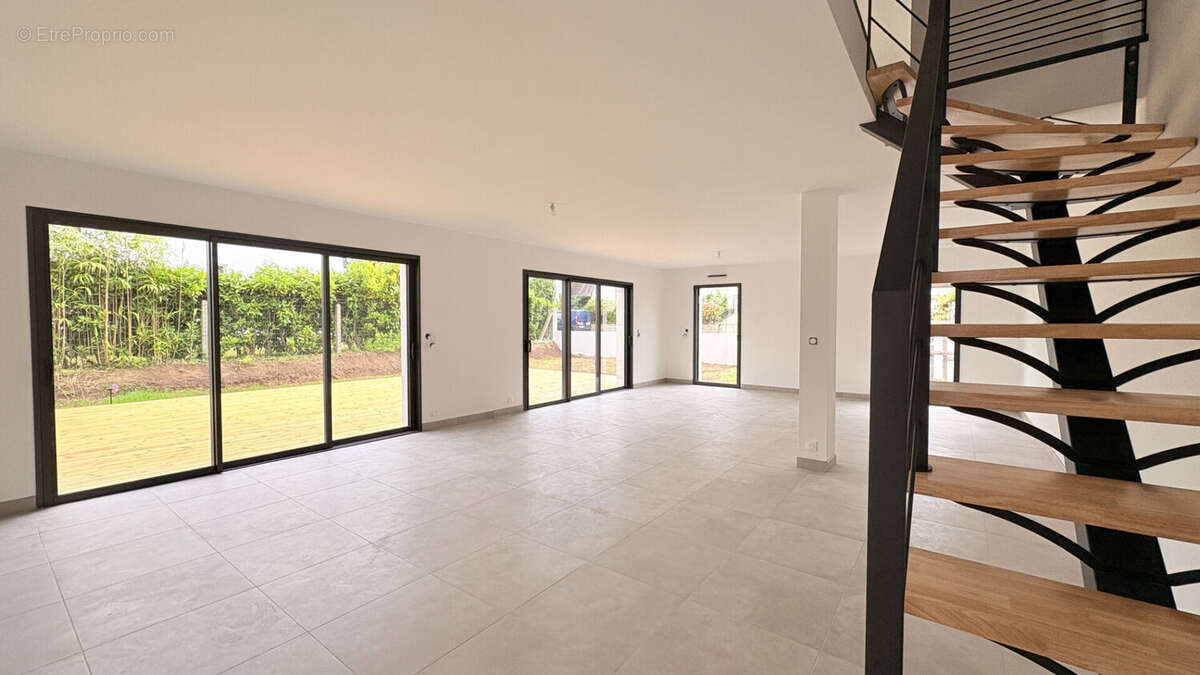 BENODET - Jolie contemporaine de 200m² dans un quartier prisé ! - photo 2