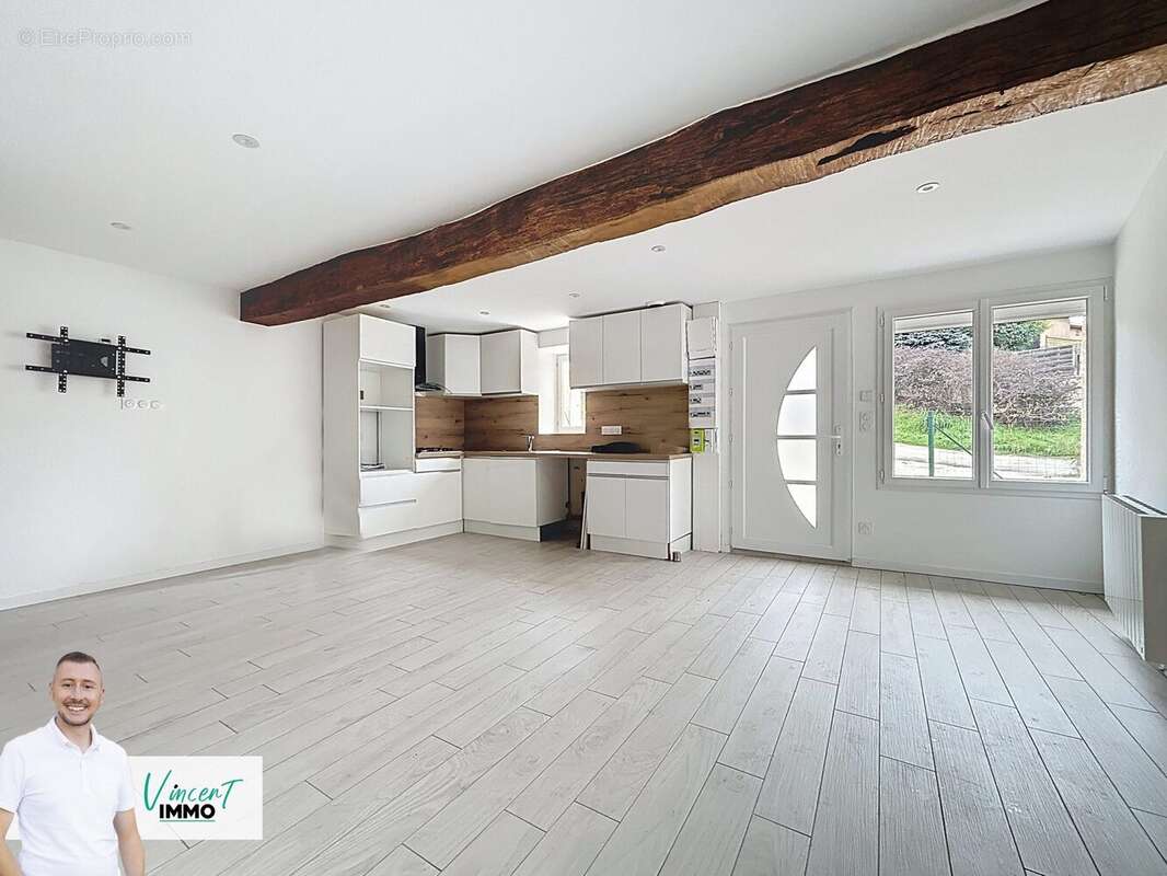 Appartement à VILLEFONTAINE