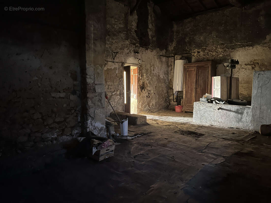 Maison à ROAILLAN