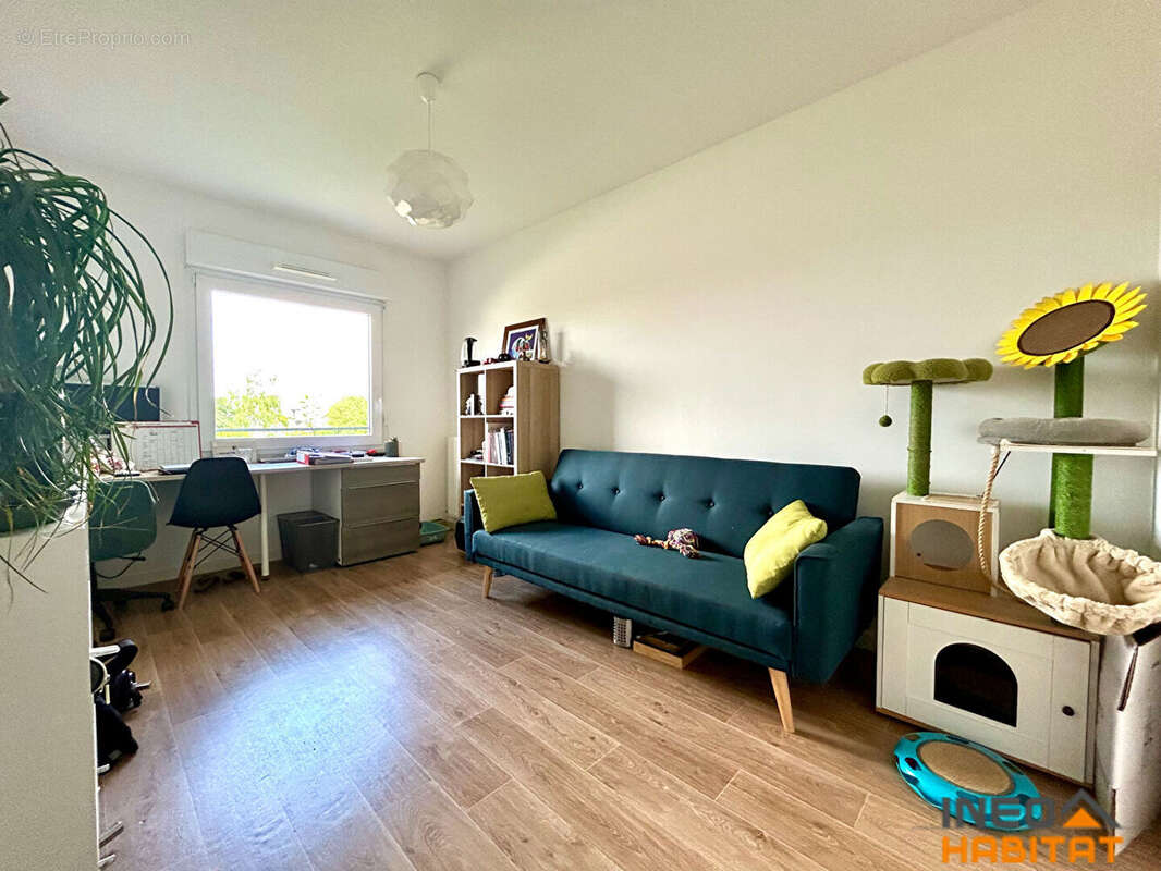 Appartement à LE RHEU