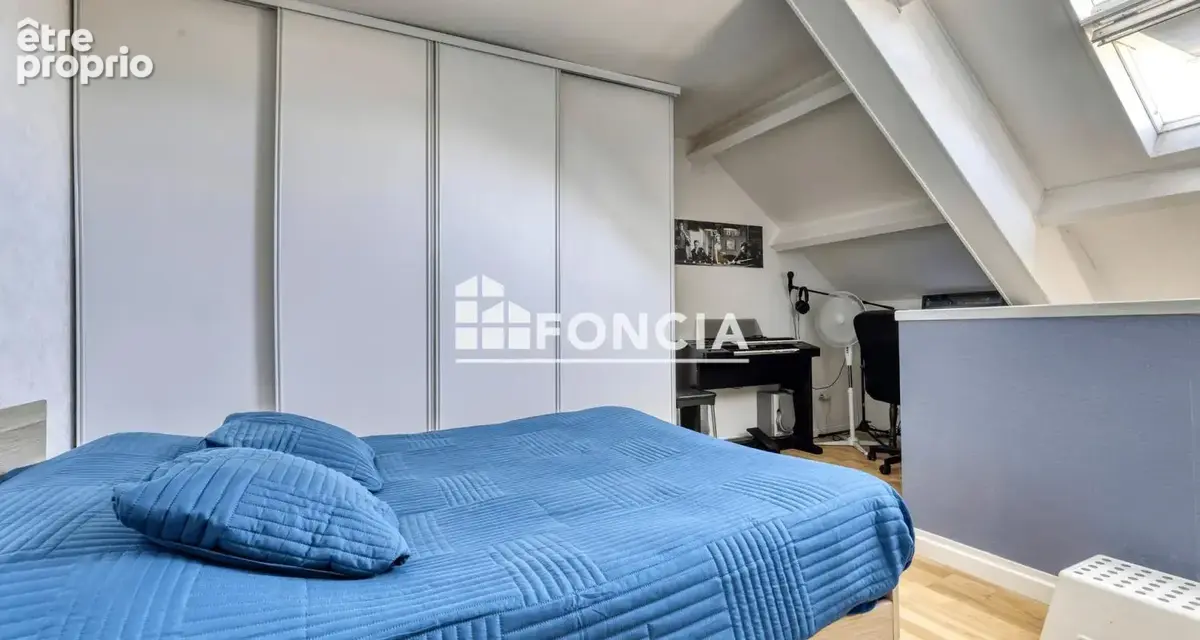 Duplex, dernier étage, parking, faibles charges, 5 min gare...pour un premier achat ou un investissement, cet appartement mérite - photo 5