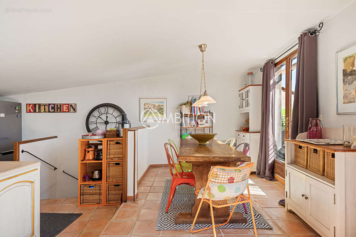 Appartement à MONTAUROUX