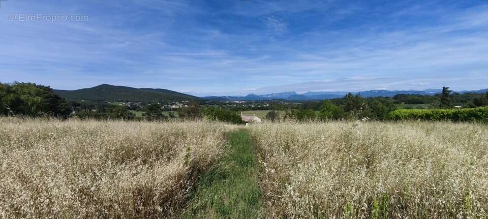 Terrain à SAVASSE