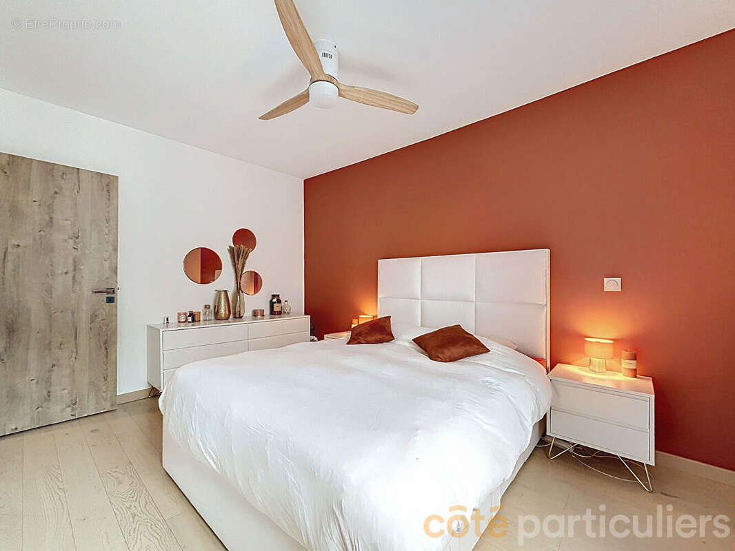 Appartement à SAINT-MAUR-DES-FOSSES
