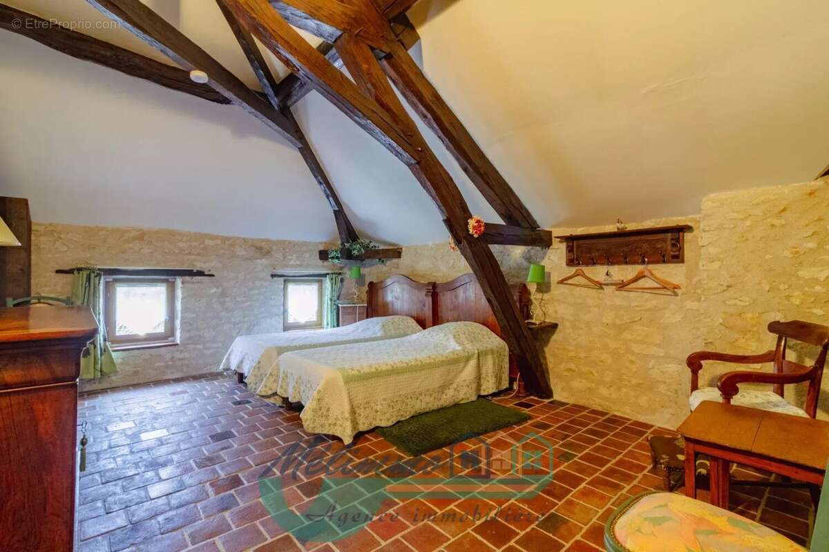 Maison à LINDRY