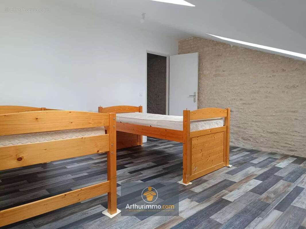 Maison à SAINT-HILAIRE-LA-PALUD