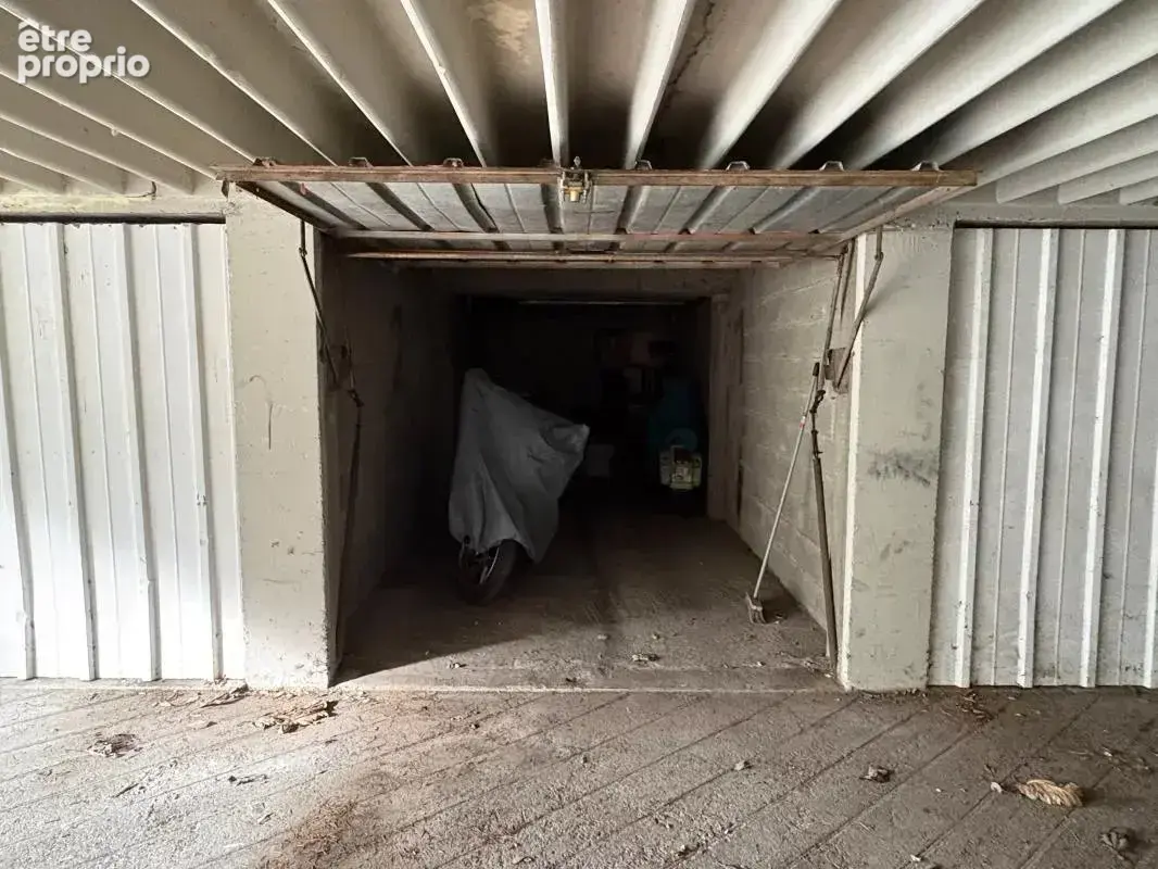 Grand garage - photo 2