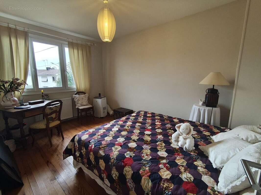 Maison à VILLENAVE-D'ORNON