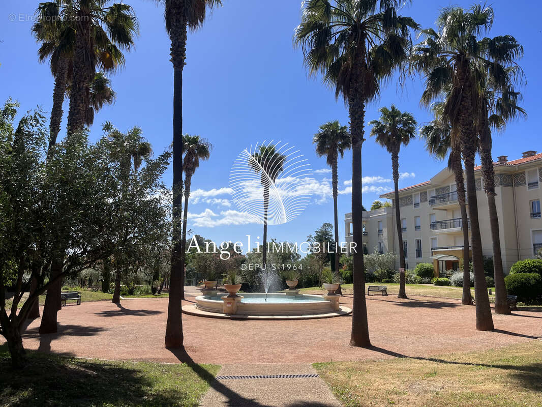 Appartement à FREJUS