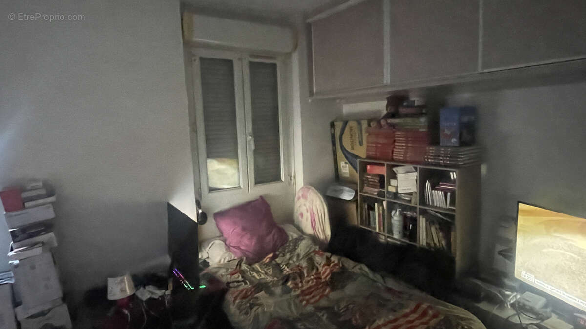Appartement à MARSEILLE-4E