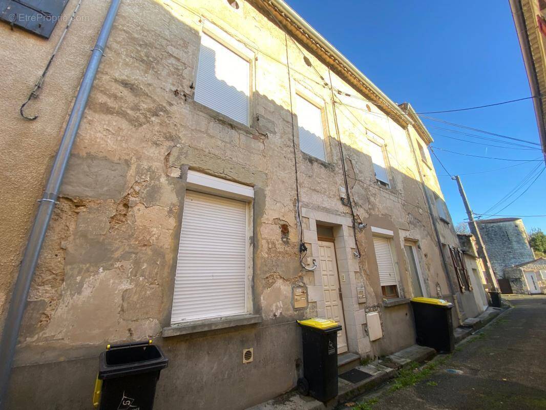 Appartement à PODENSAC