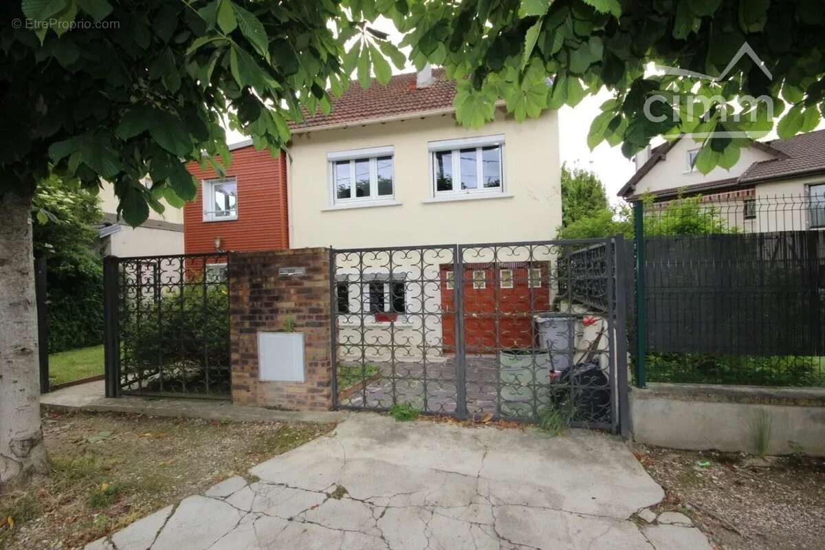 Maison à GOURNAY-SUR-MARNE