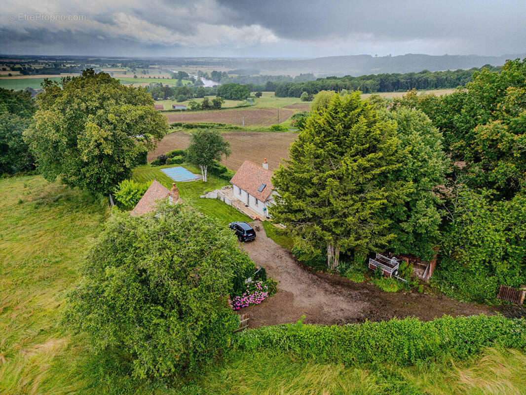 Maison à PERRIGNY-SUR-LOIRE