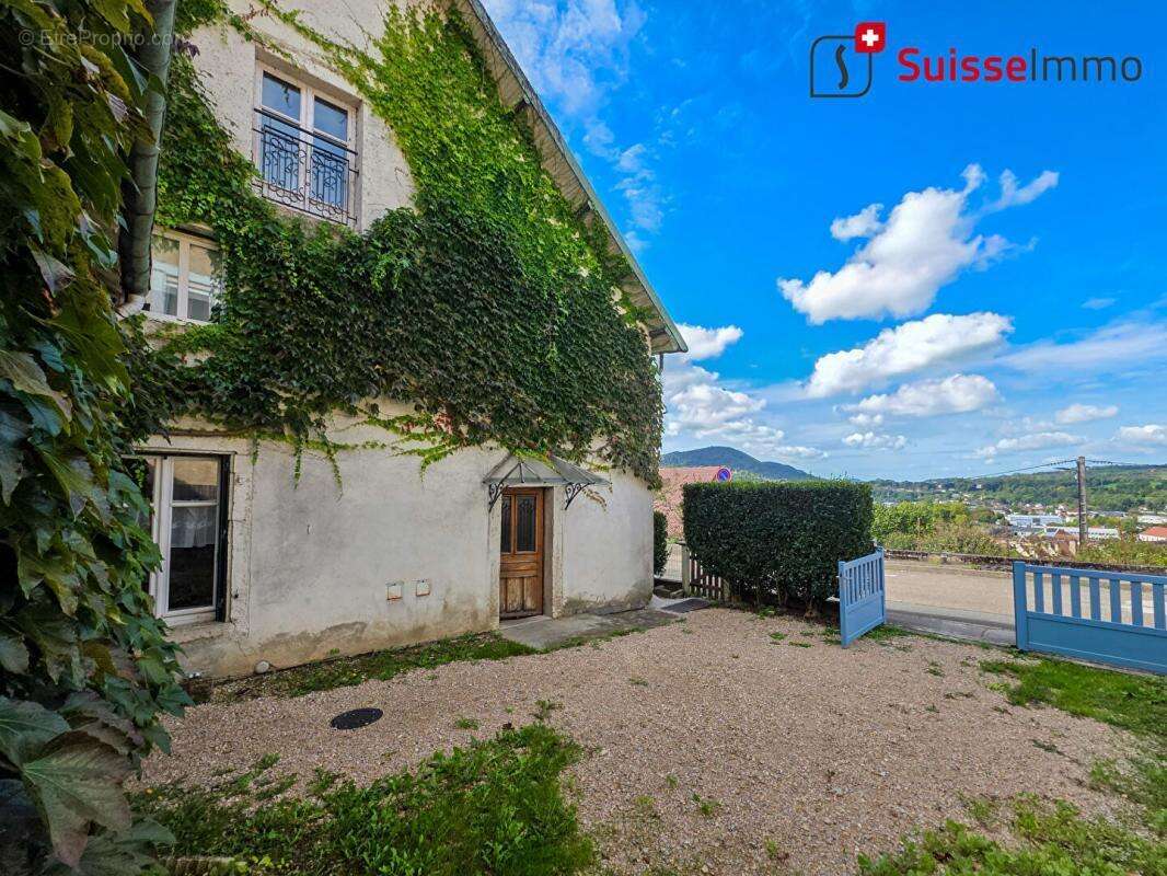 Maison à BAUME-LES-DAMES