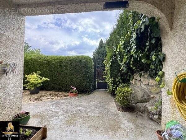Appartement à LA MURE