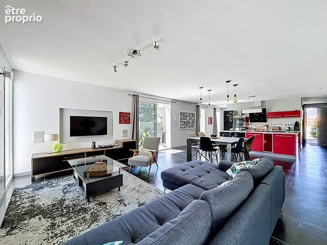 Carquefou centre contemporaine sur près de 1000m² de terrain ! - photo 4