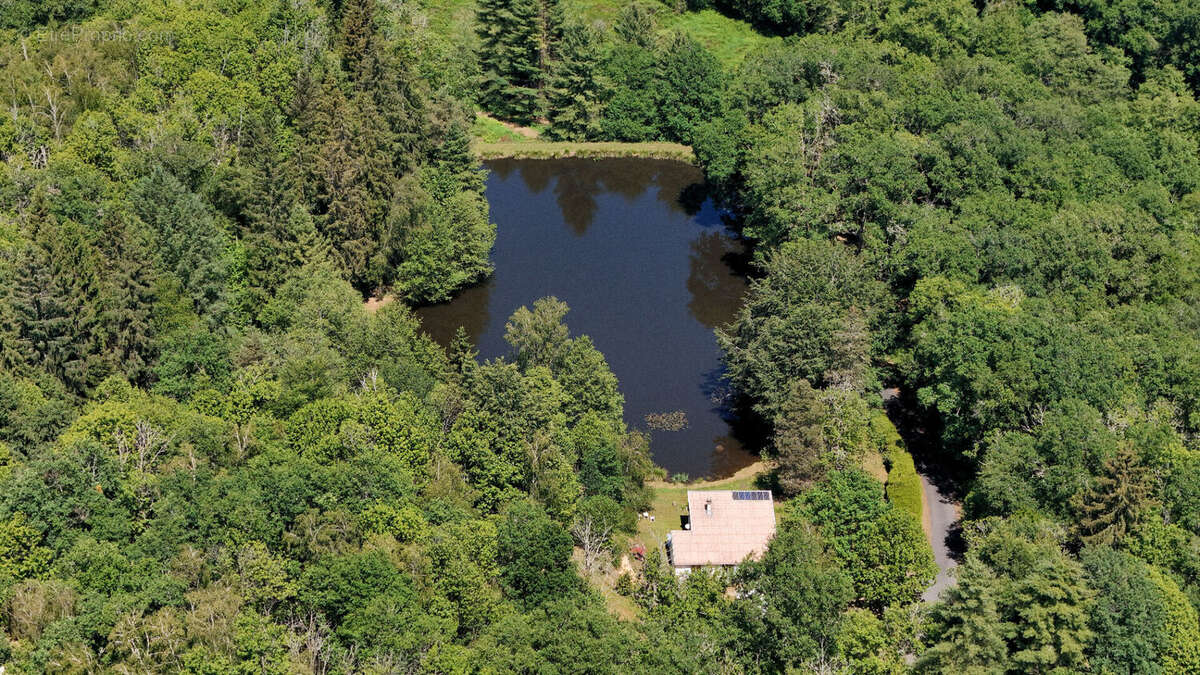 Maison à COGNAC-LA-FORET