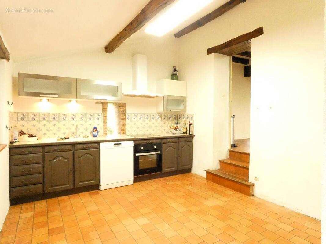 Maison à LES BORDES