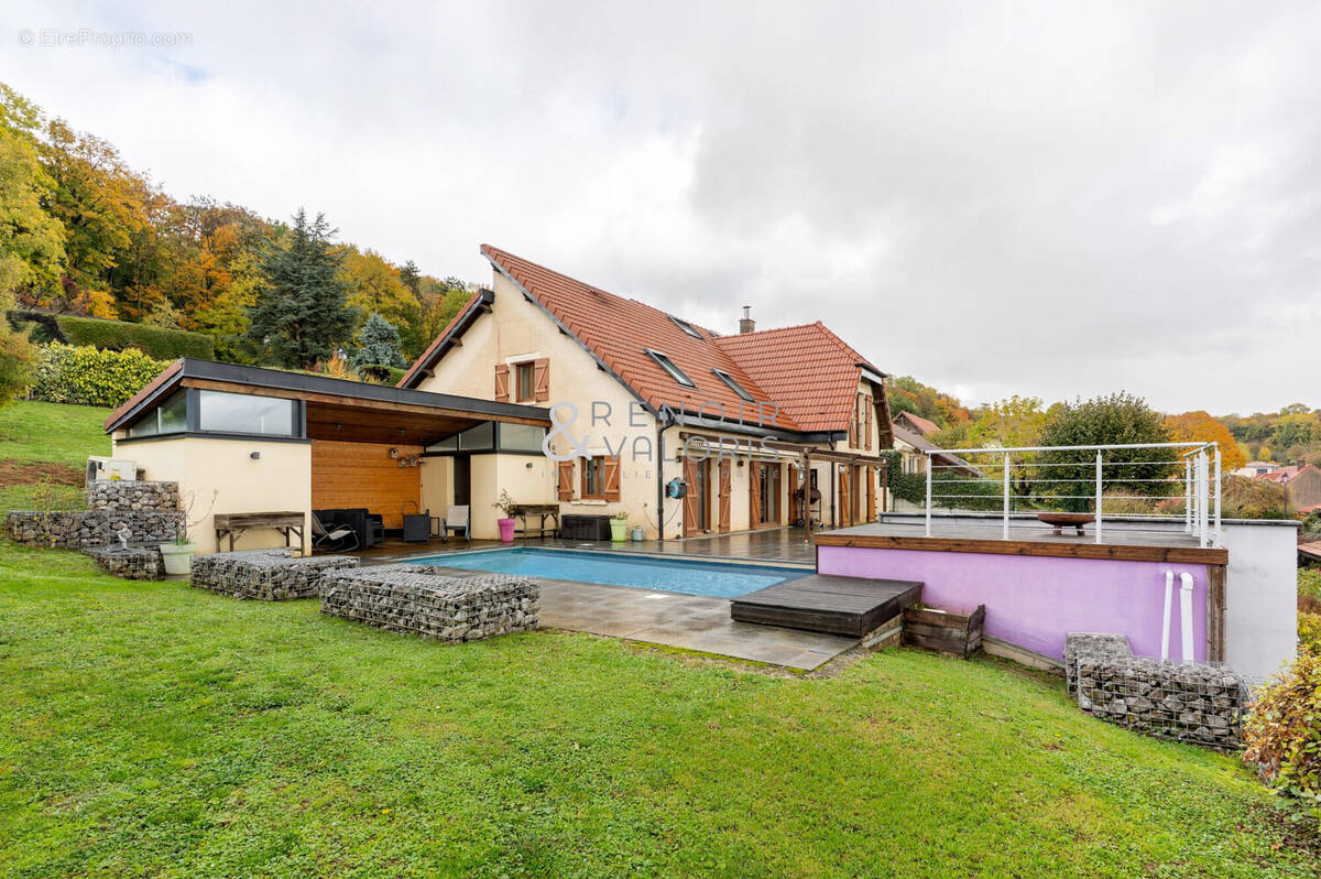 Maison à DOMMARTEMONT