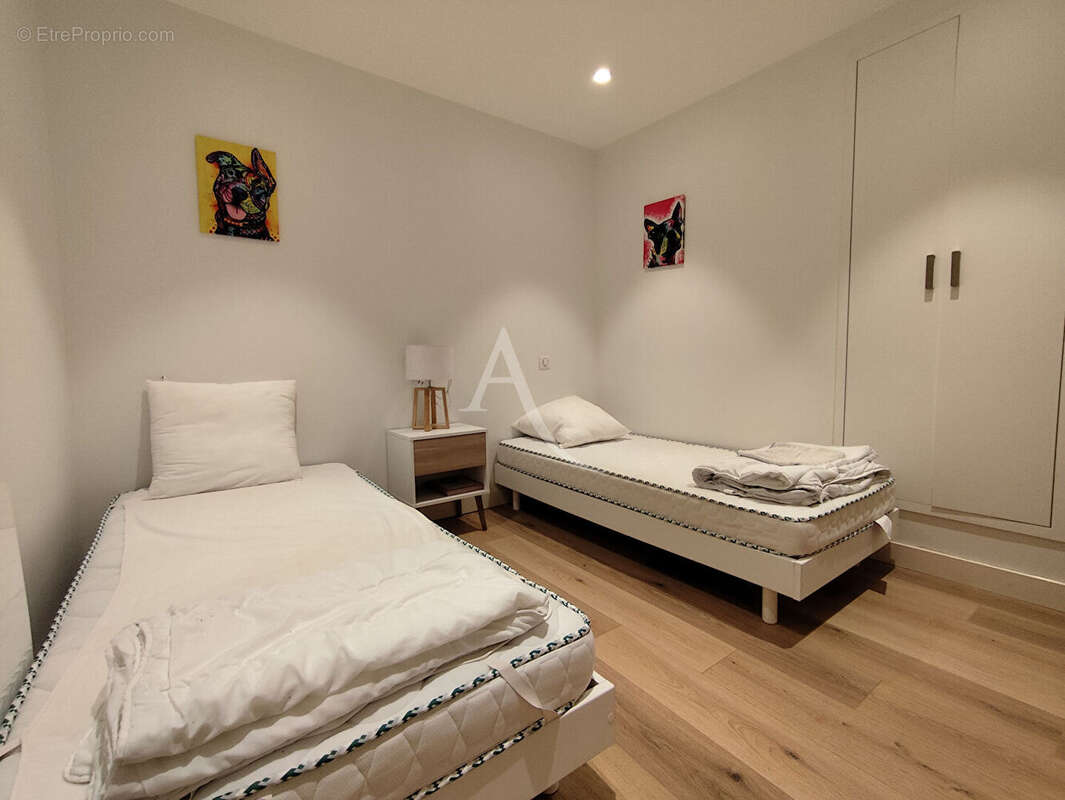 Maison de ville 3 chambres entièrement rénovée à proximité du remblai des Sables d'Olonne - photo 7