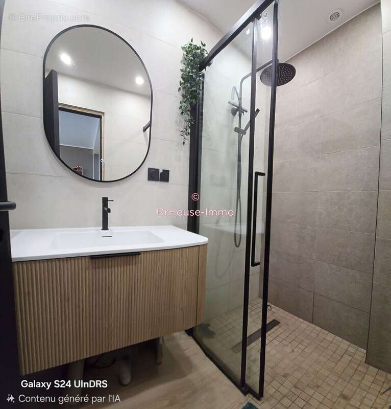 Appartement à SAINT-GENEST-LERPT
