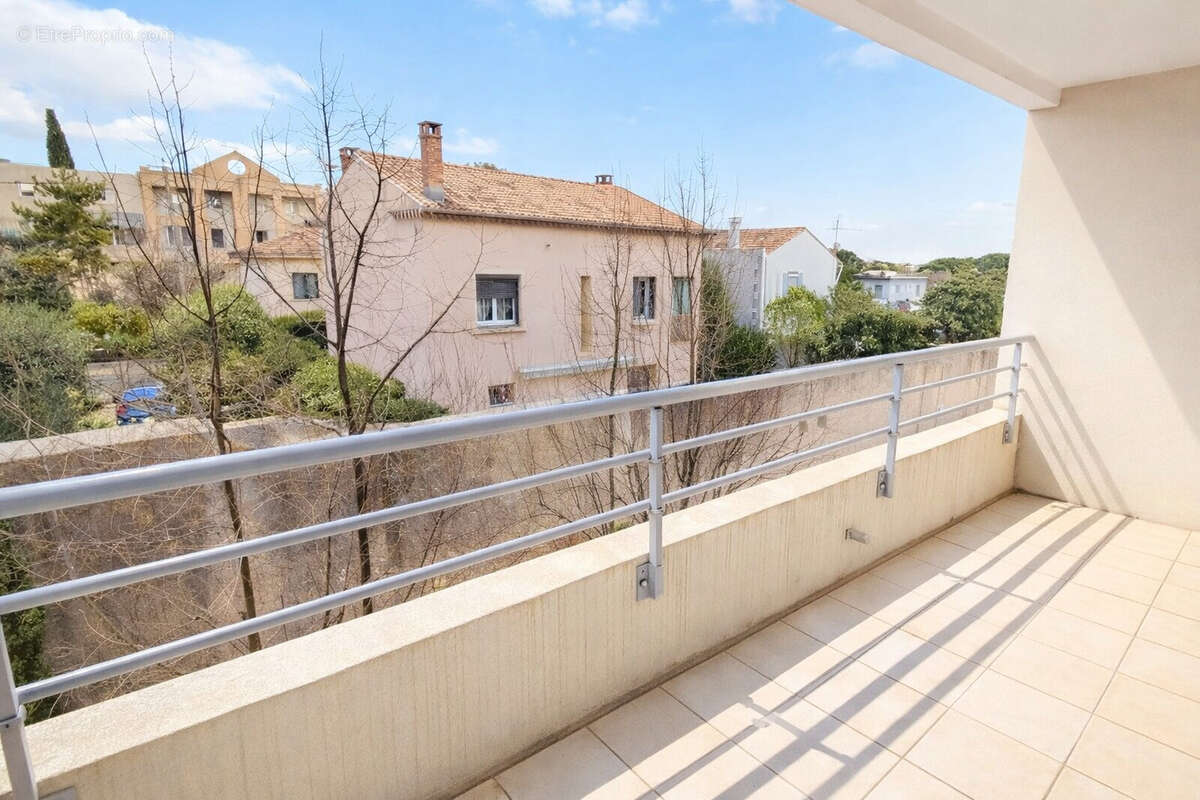 Appartement à NIMES